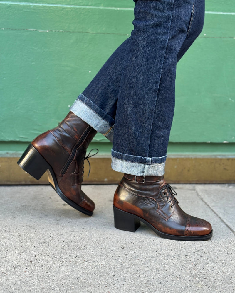 BOOTS FRIDA