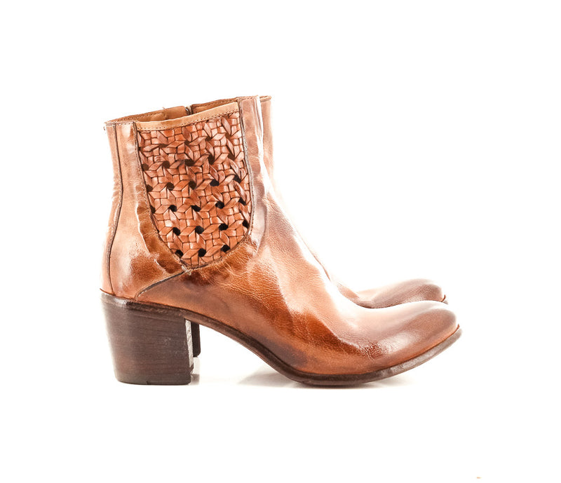 BOOTS BU21A COGNAC